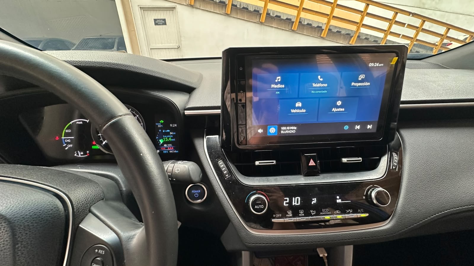 Toyota Corolla Cross 2023 — foto 2