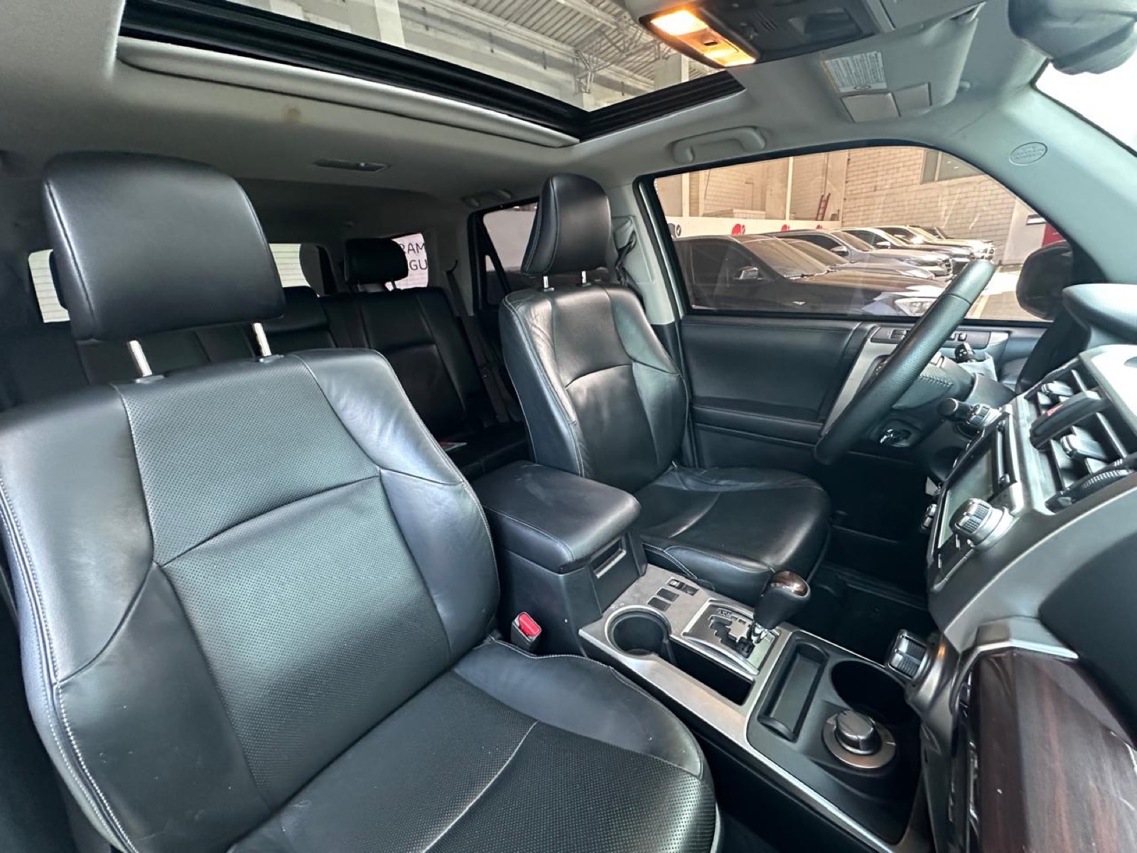 Toyota 4Runner 2018 — foto 5