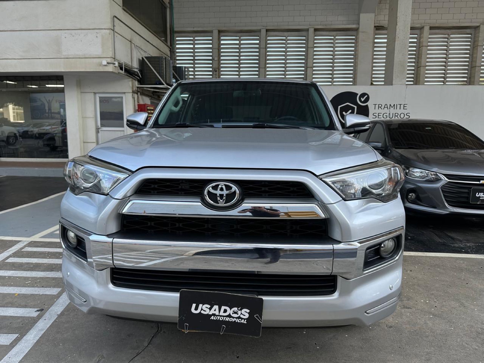 Toyota 4Runner 2018 — foto 3