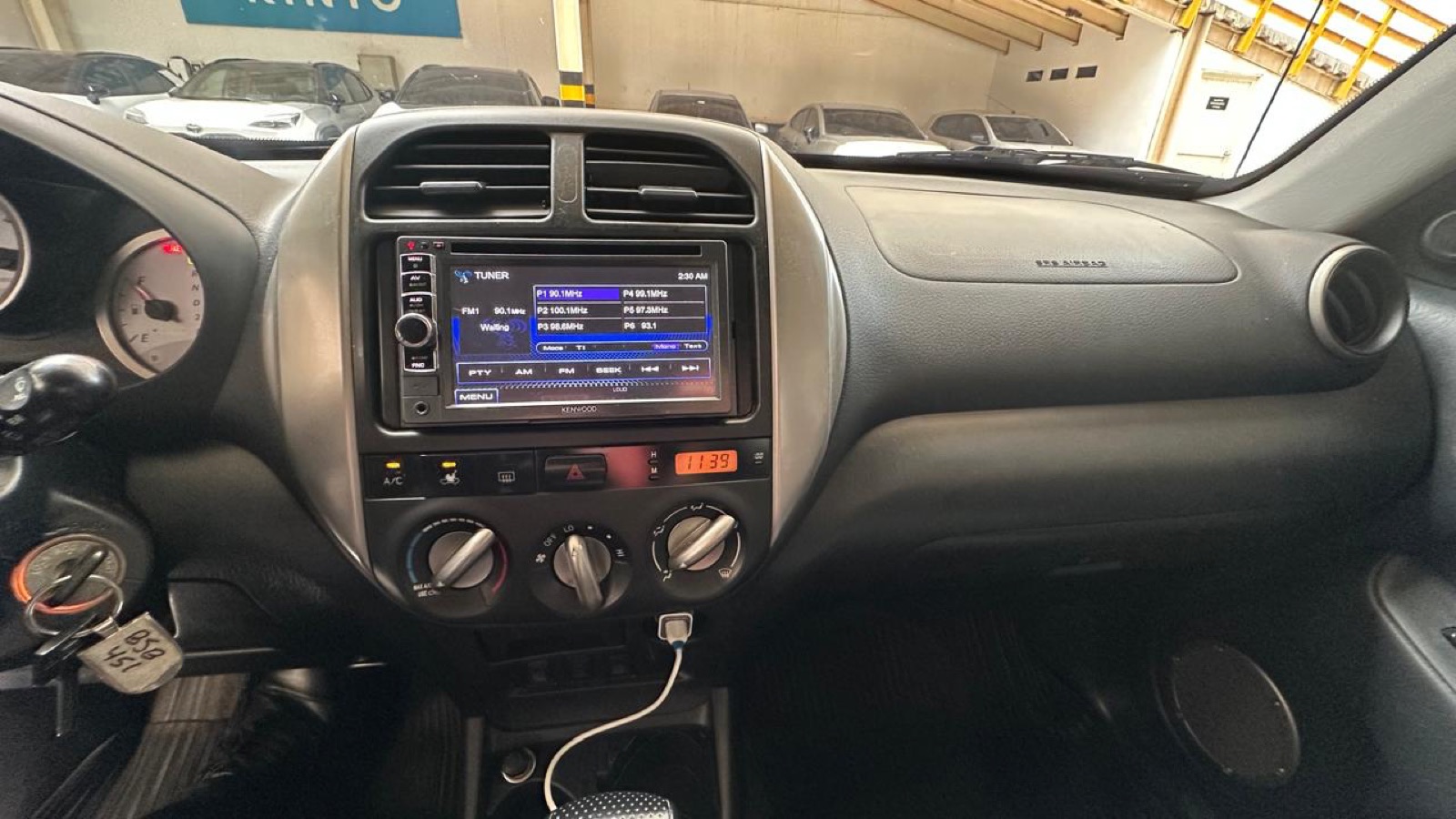 Toyota RAV4 Blindada 2005 — foto 2