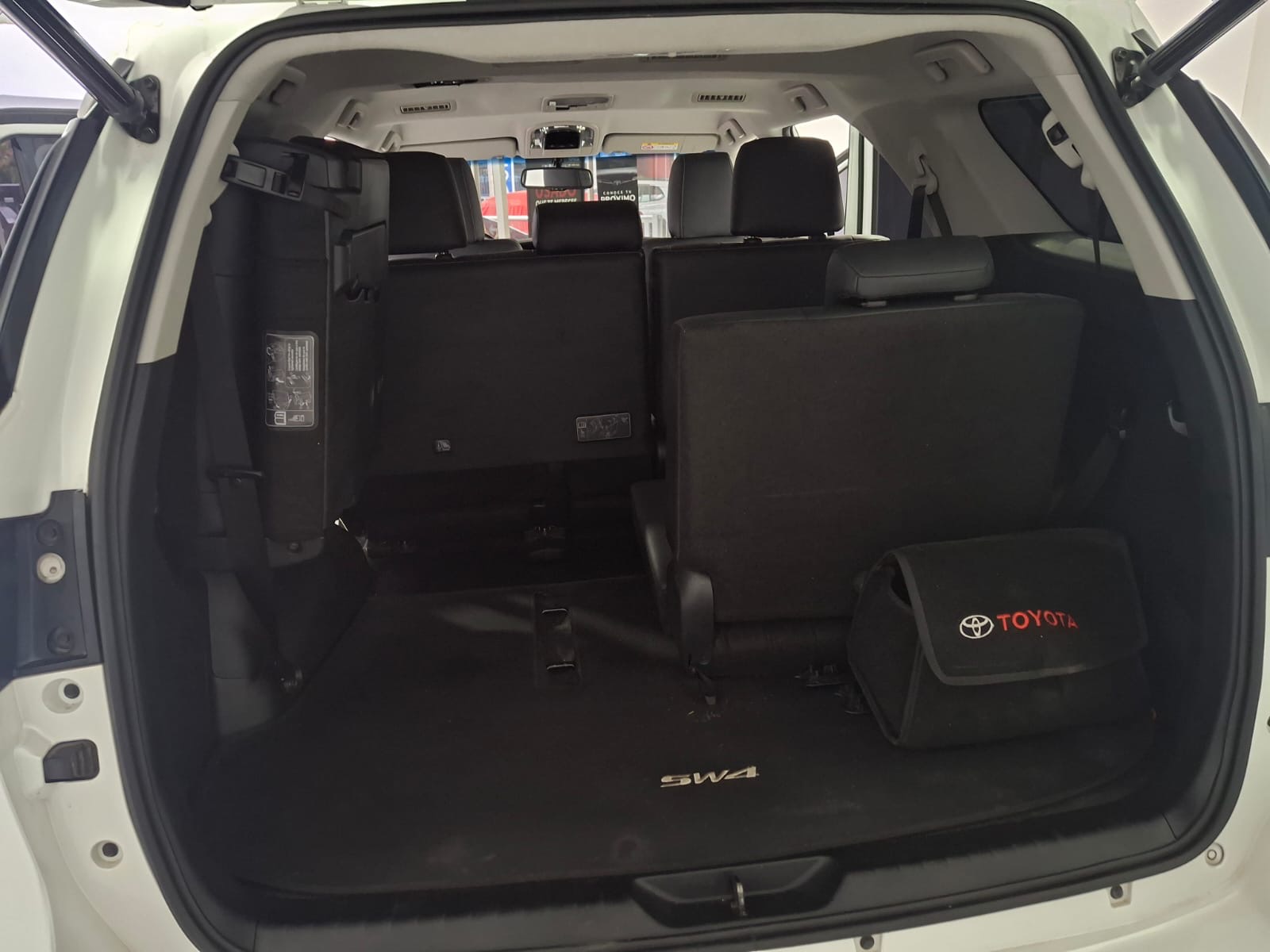 Toyota Fortuner SRV 2023 — foto 3