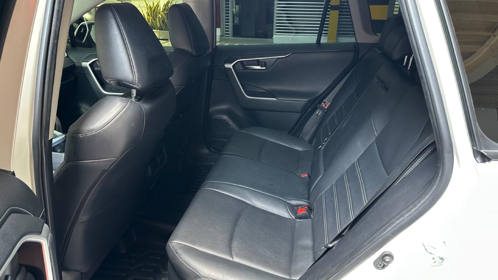 Toyota RAV4 Limited 2022 — foto 4